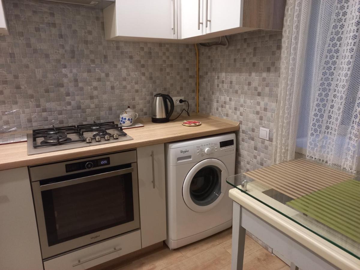 На Ярослава Мудрого Lviv Extérieur photo