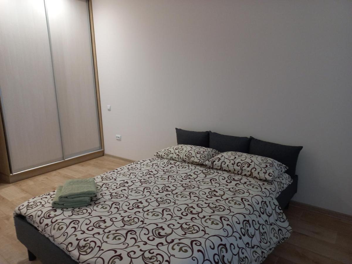 На Ярослава Мудрого Lviv Extérieur photo